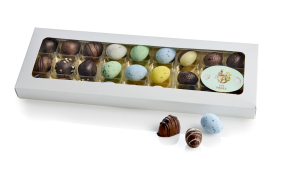 Hvid rude&aelig;ske, 27 stk Marcippan&aelig;g, Luksus&aelig;g & Belgiske Fugle&aelig;g 270 g.