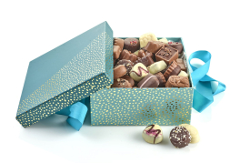 Firkantet m/Guld, Stor - Luksuschokolade 1000 g.