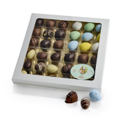 Hvid rude&aelig;ske, 36 stk Marcipan&aelig;g, Luksus&aelig;g & Belgiske Fugle&aelig;g 360 g.