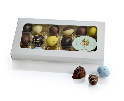 Hvid rude&aelig;ske, 18 stk Marcipan&aelig;g, Luksus&aelig;g & Belgiske Fugle&aelig;g 180 g.