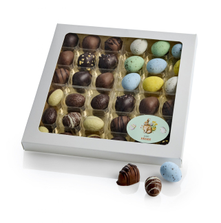 Hvid rude&aelig;ske, 36 stk Marcipan&aelig;g, Luksus&aelig;g & Belgiske Fugle&aelig;g 360 g.